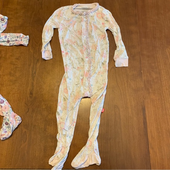 12-18 mos magnetic me pj bundle - Picture 4 of 9